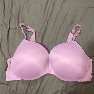 Victoria’s Secret bra. In excellent condition
